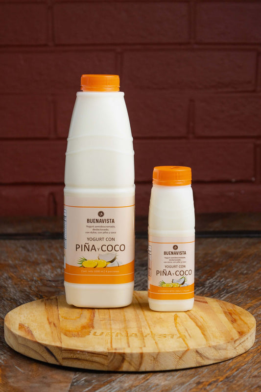Yogurt con Piña y Coco