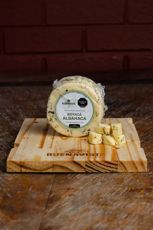 Queso Boyacá con Albahaca