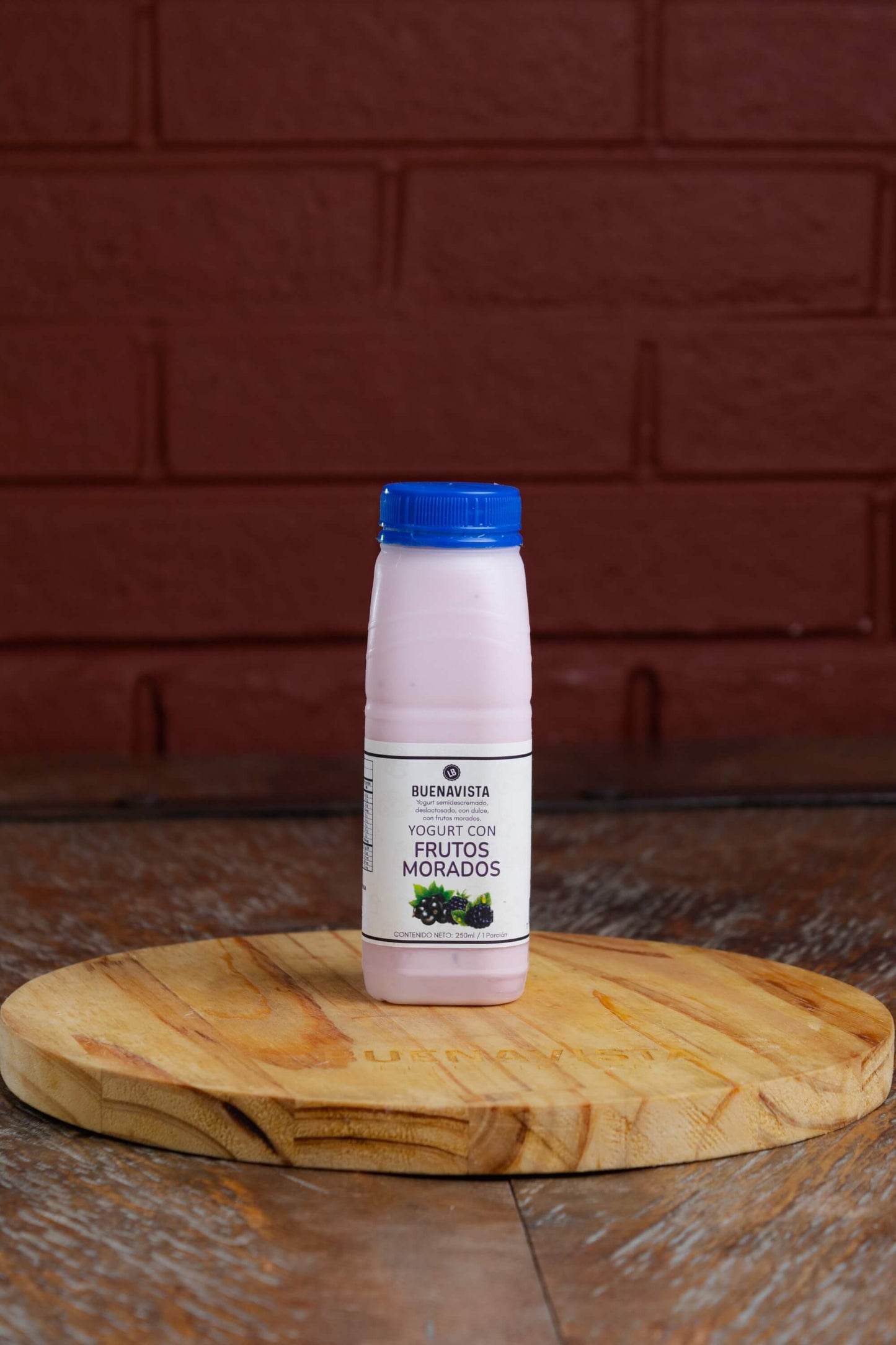 Yogurt con Frutos Morados