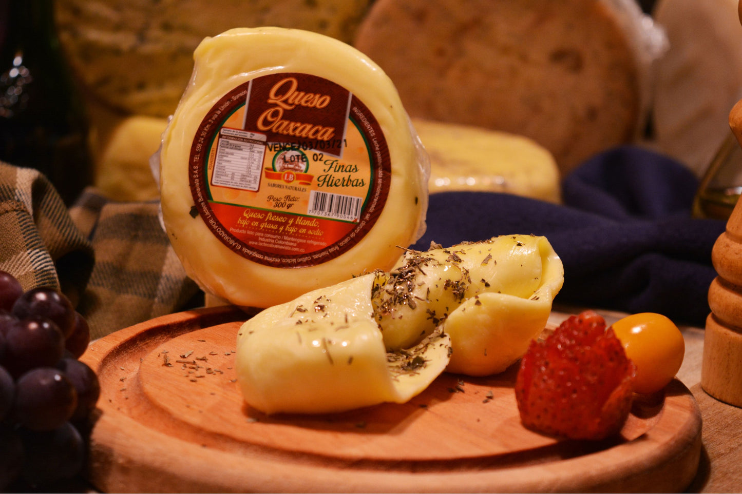 Queso Oaxaca con Finas Hierbas