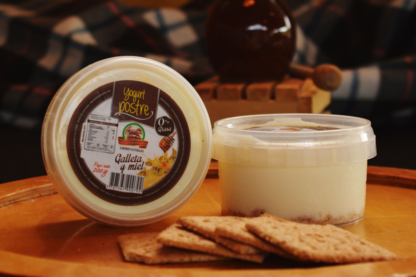 Yogurt Postre con Galleta y Miel